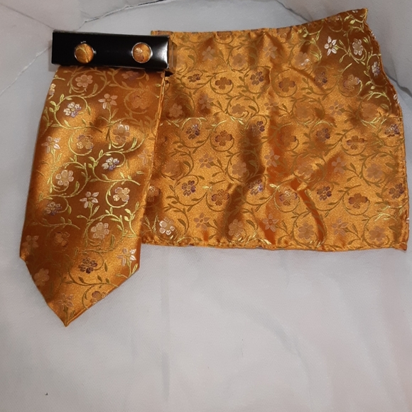 Vtg 100% silk - hanky/cufflinks/tie for men - Picture 2 of 9